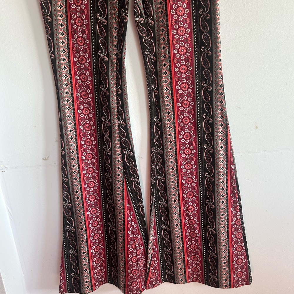 No Boundaries Red and Black Boot Cut Flare Pants - Picture 4 of 11